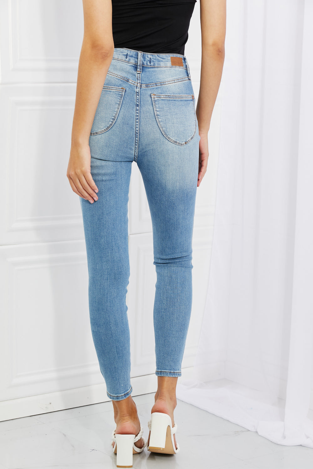 Judy Blue Nina Full Size High Waisted Skinny Jeans