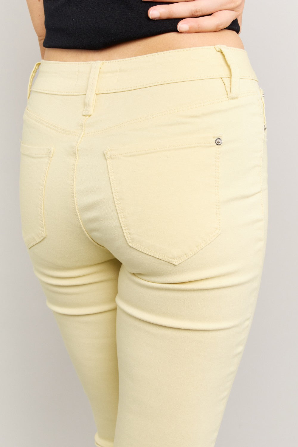 YMI Jeanswear Kate Hyper-Stretch Full Size Mid-Rise Skinny Jeans in Banana