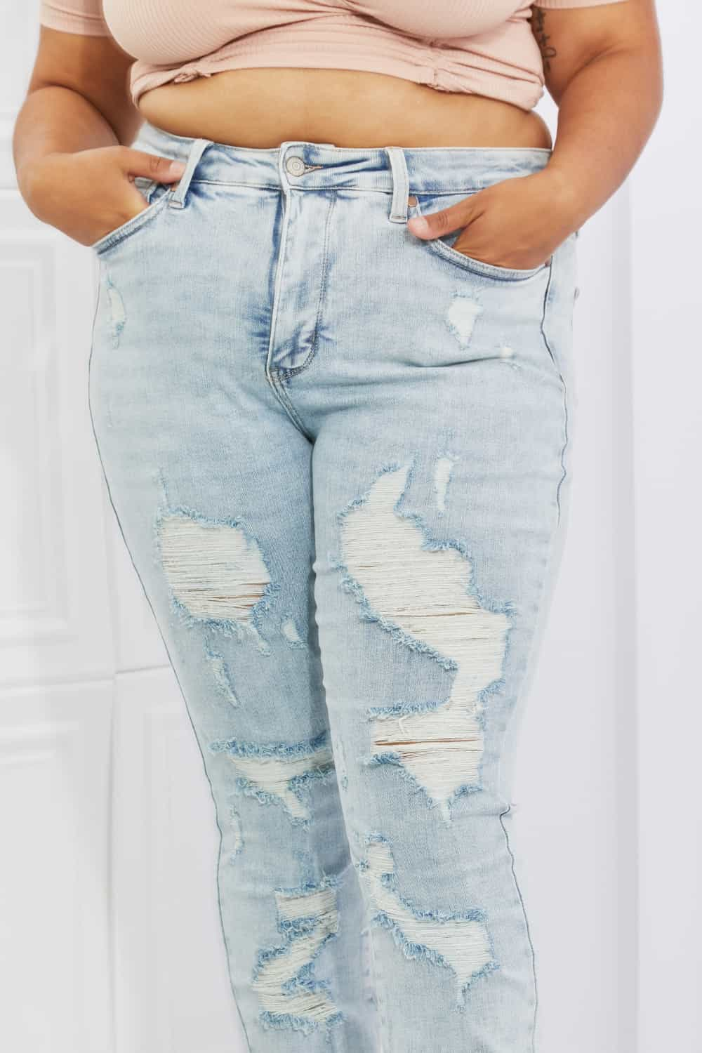 Judy Blue Tiana Full Size High Waisted Distressed Skinny Jeans